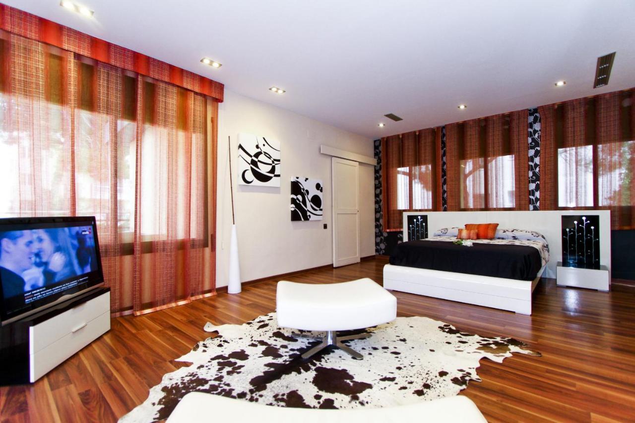 Villa Planet Salou Exteriör bild